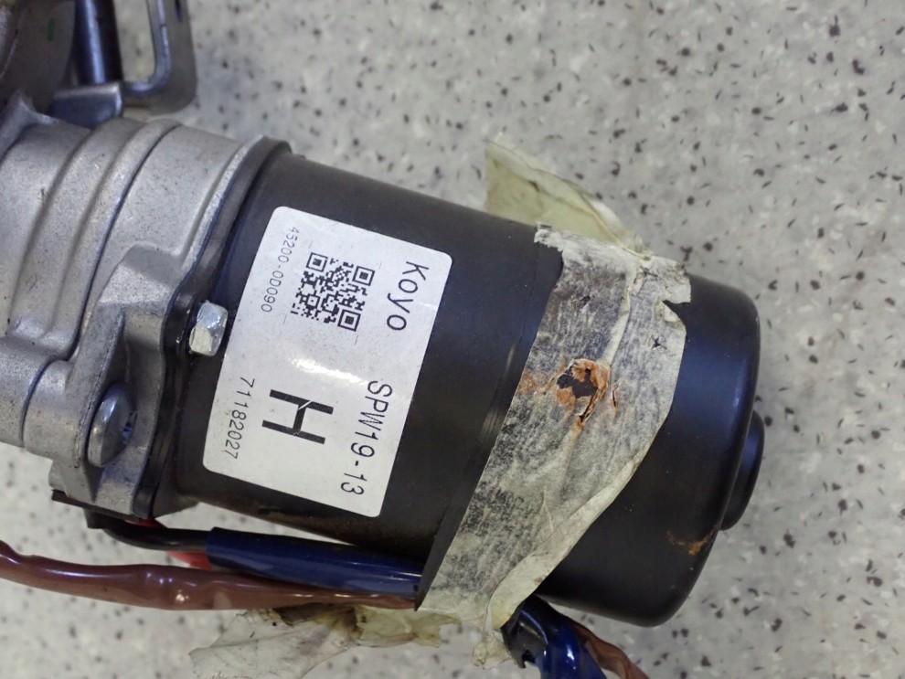 TOYOTA YARIS II 09-11 KOLUMNA KIEROWNICZA WSPOMAGANIE KRZYŻAK 8/8