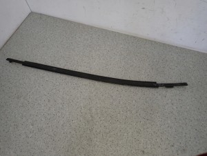 HYUNDAI IX20 HB 09- LISTWA ZGARNIAJĄCA SZYBY TYLNA LEWA PARAPET 2/7 MINIATURA