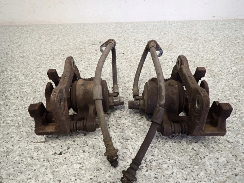 SUZUKI NISSAN PIXO ALTO 09- ZACISK HAMULCOWY PRZEDNI LEWY LUB PRAWY 6/7