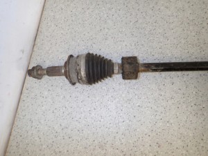 SUZUKI SPLASH 08- 1.2 PÓŁOŚ NAPĘDOWA PRAWA AUTOMAT 4/7 MINIATURA