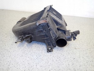 SUZUKI SPLASH 1.2i 11- OBUDOWA FILTRA POWIETRZA 7/10 MINIATURA