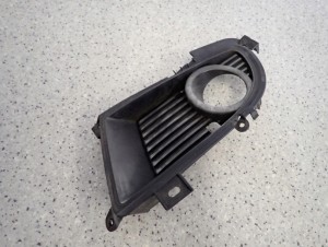 LANCER VII 04-07 KRATKA HALOGENU PRZEDNIA LEWA 3/6 MINIATURA