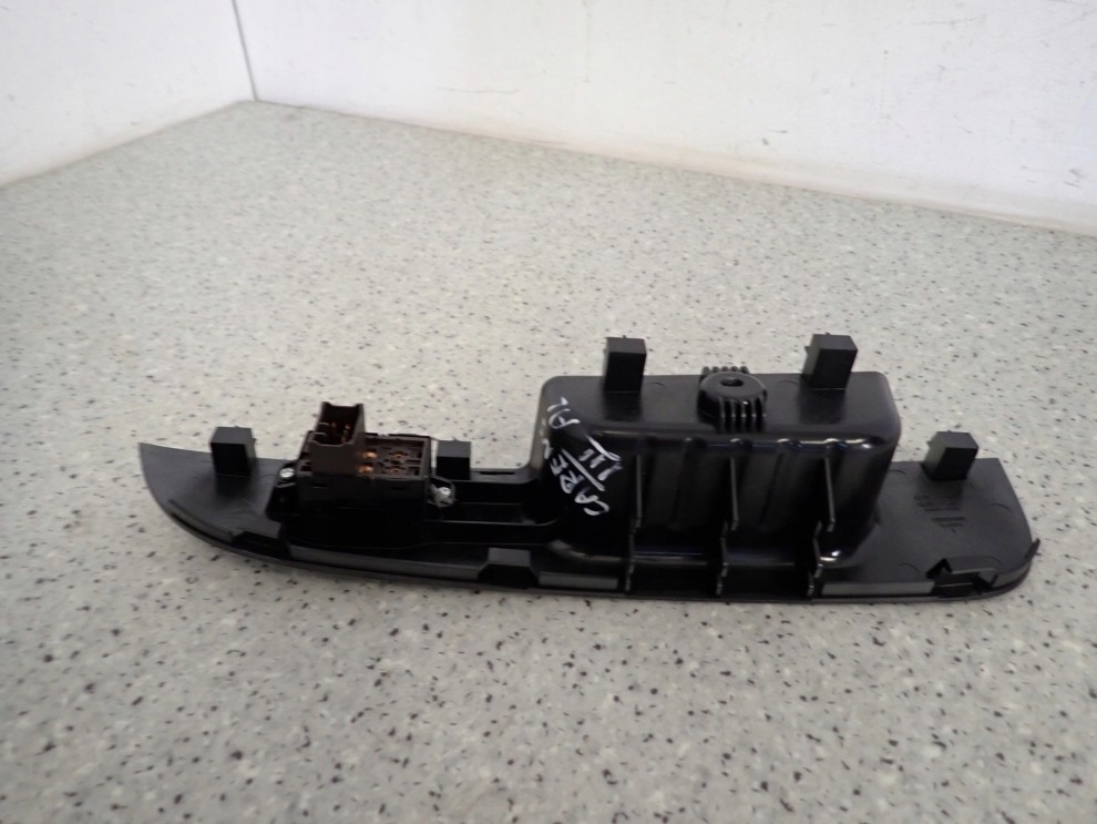 KIA CARENS III 06- PANEL STEROWANIA SZYB TYLNY LEWY 4/4