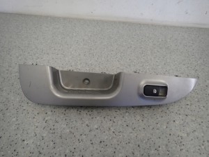 KIA CARENS III 06- PANEL STEROWANIA SZYB TYLNY LEWY 1/4 MINIATURA