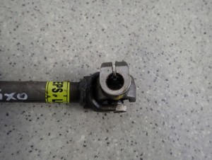 SUZUKI ALTO 09- PIXO KRZYŻAK KOLUMNY KIEROWNICZEJ 2/4 MINIATURA