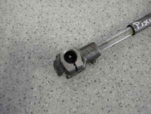 SUZUKI ALTO 09- PIXO KRZYŻAK KOLUMNY KIEROWNICZEJ 3/4 MINIATURA