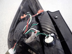 KIA RIO II 05-10 LAMPA TYLNA PRAWA 8/8 MINIATURA