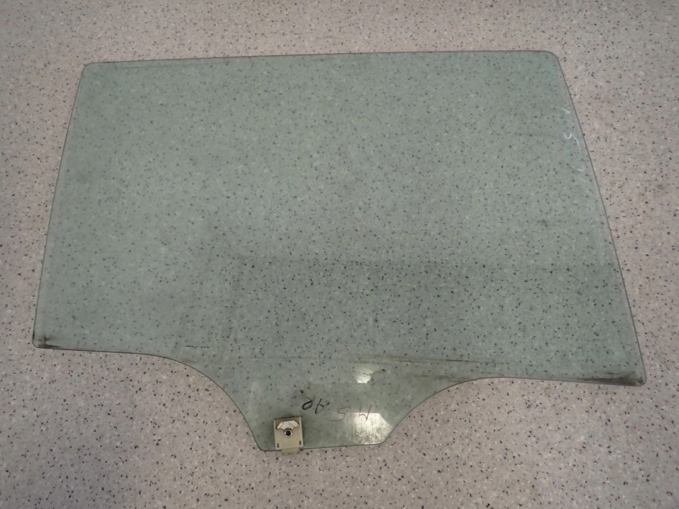 MAZDA5 MAZDA 5 05-10 SZYBA DRZWI TYLNA PRAWA 2/3