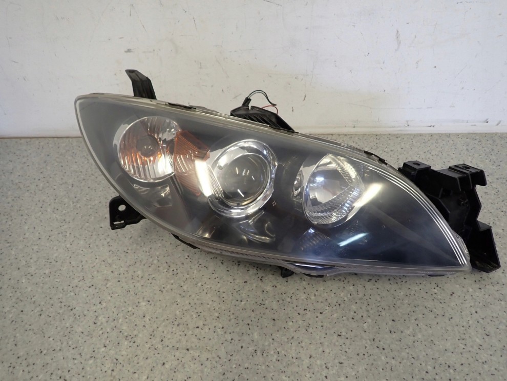 MAZDA3 MAZDA 3 BK SEDAN 4D 03- REFLEKTOR LAMPA PRZEDNIA PRAWA EUROPA 2/9