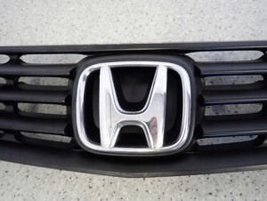 HONDA CIVIC VII 04-05 ATRAPA CHŁODNICY GRILL 4/10 MINIATURA