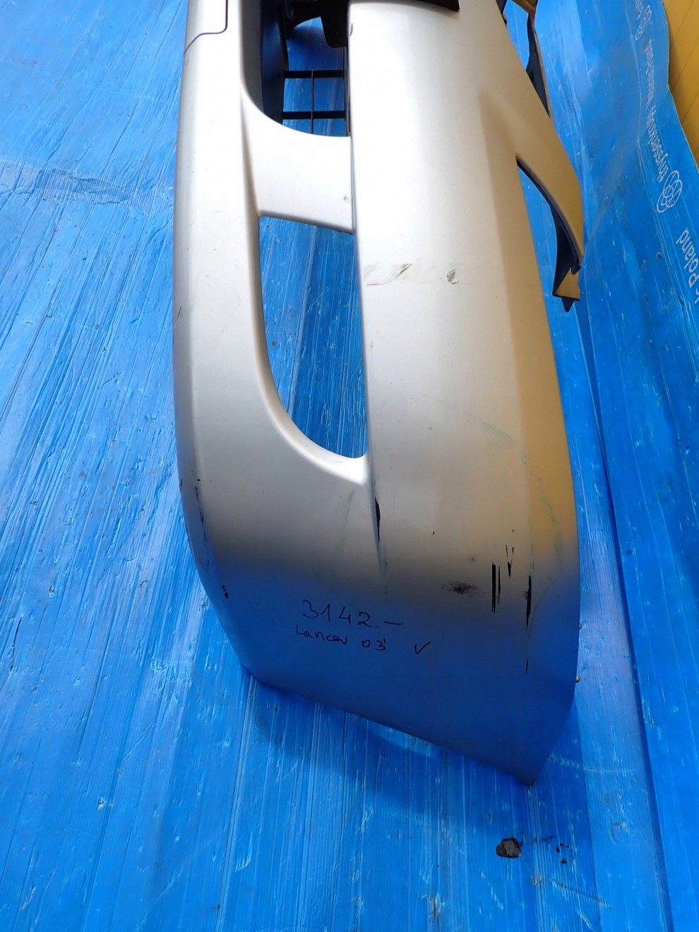 LANCER VII 04-07 ZDERZAK PRZEDNI A31 7/15