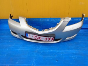 MAZDA3 MAZDA 3 BK SEDAN 02-07 ZDERZAK PRZEDNI 1/10 MINIATURA