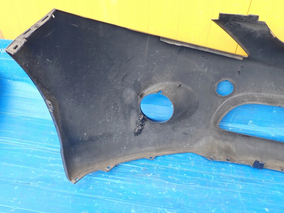 MITSUBISHI GRANDIS 03-11 ZDERZAK PRZEDNI A72 6/8