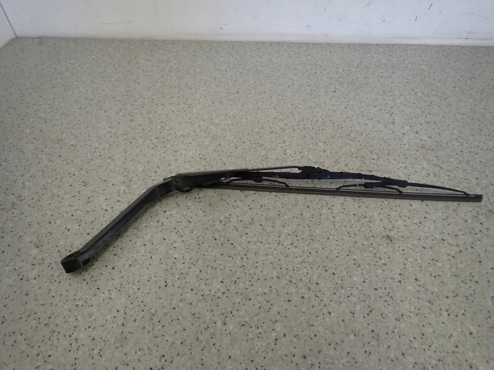 NISSAN XTRAIL T30 01-07 RAMIE WYCIERACZKI TYLNEJ 2/4