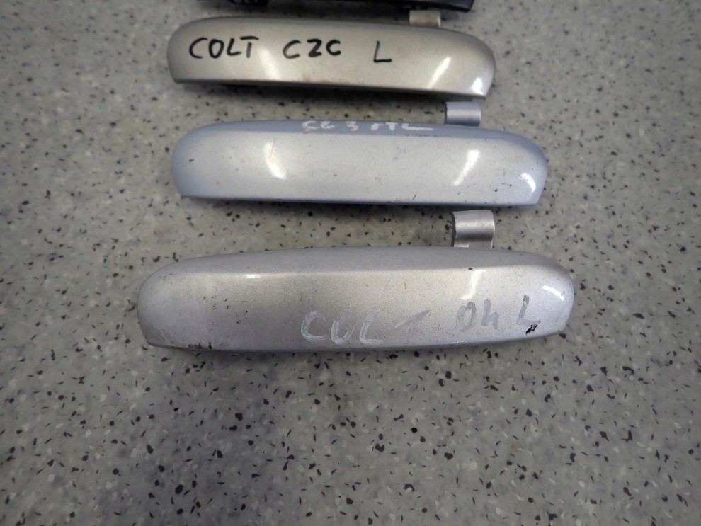 MITSUBISHI COLT 04- KLAMKA DRZWI PRZEDNICH TYLNYCH LEWYCH 2/6