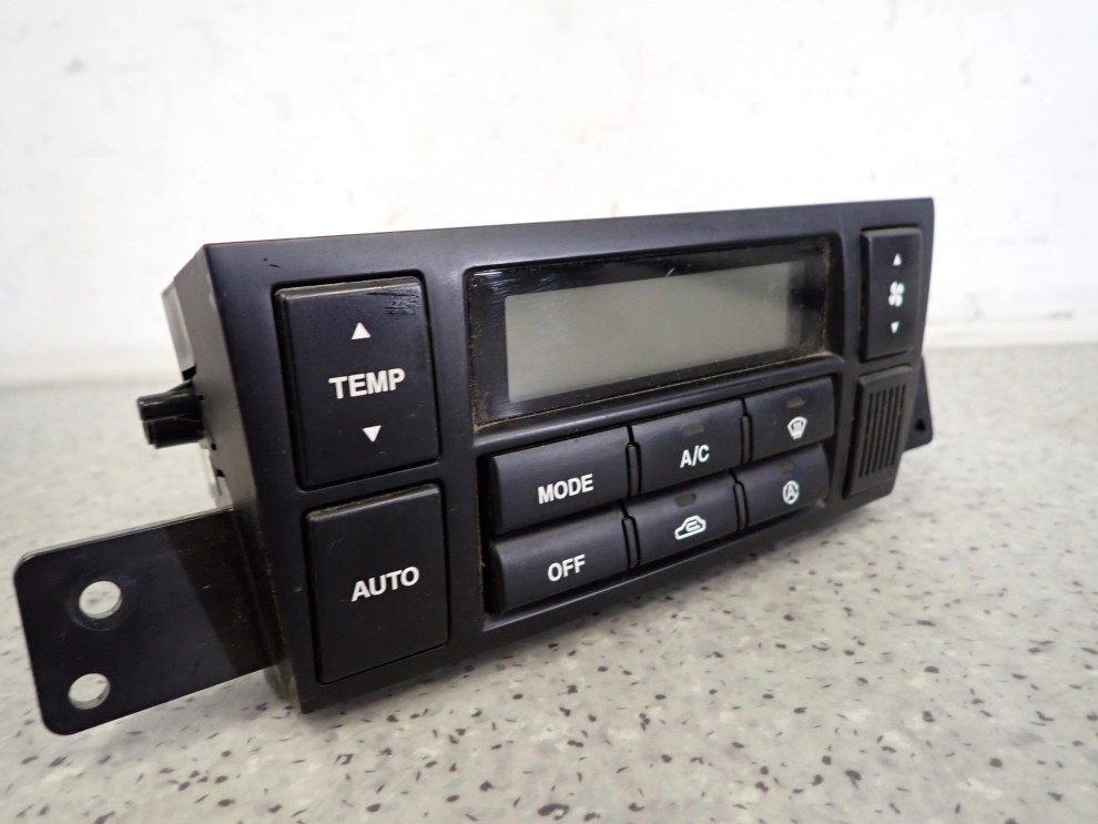 HYUNDAI TUCSON 04- PANEL NAWIEWU KLIMATYZACJI 3/8