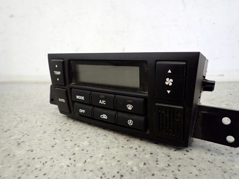 HYUNDAI TUCSON 04- PANEL NAWIEWU KLIMATYZACJI 4/8