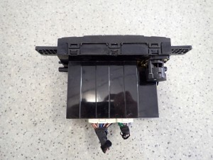 HYUNDAI TUCSON 04- PANEL NAWIEWU KLIMATYZACJI 6/8 MINIATURA