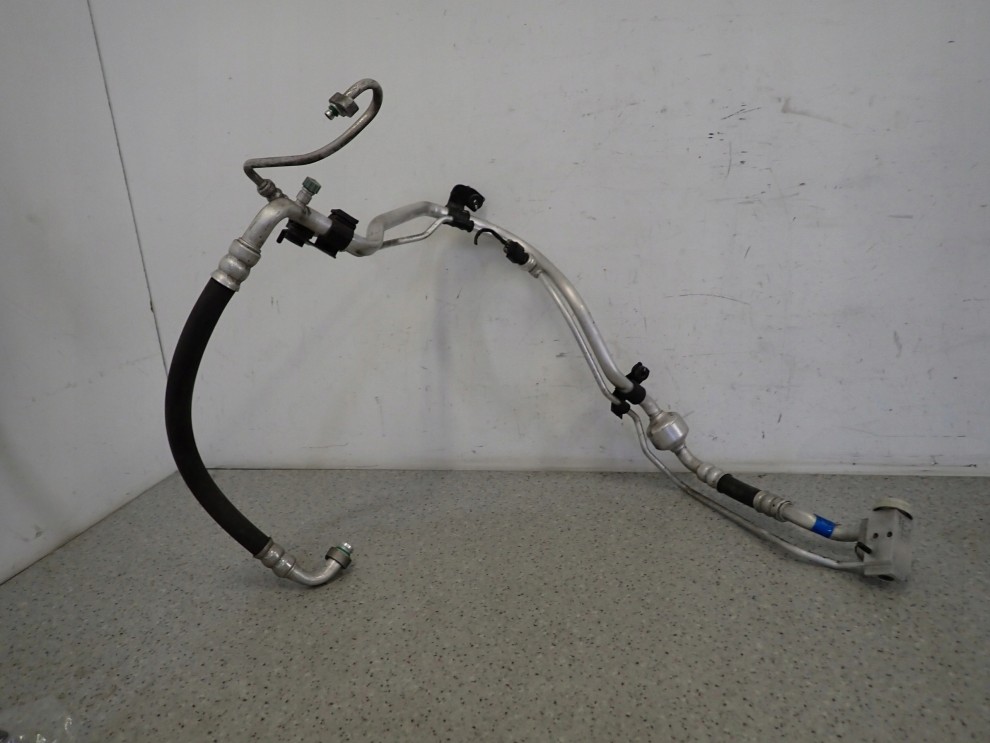 HYUNDAI I30 06-12 1.4 BENZYNA PRZEWÓD KLIMATYZACJI 6/8