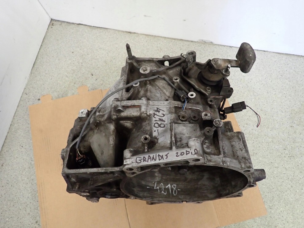 MITSUBISHI GRANDIS 03-11 2.0 DID SKRZYNIA BIEGÓW MANUALNA 2/9