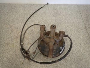 SUZUKI LIANA 01-07 ZWROTNICA PIASTA TYLNA PRAWA 1/7 MINIATURA