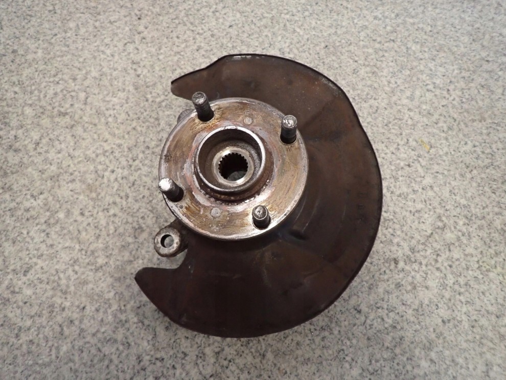 SUZUKI IGNIS 00-03 ZWROTNICA PRZEDNIA LEWA 1/5