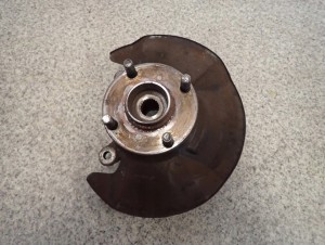 SUZUKI IGNIS 00-03 ZWROTNICA PRZEDNIA LEWA 1/5 MINIATURA