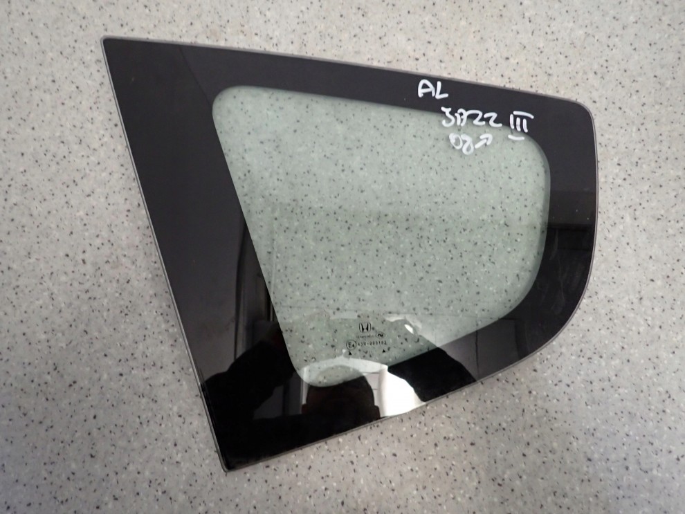 HONDA JAZZ III 08- SZYBA KAROSERYJNA TYLNA LEWA 1/3