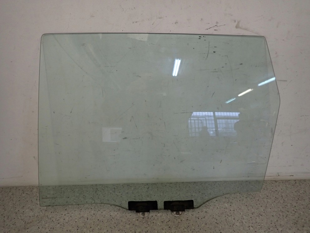 HONDA JAZZ 02-07 SZYBA TYLNA LEWA 1/2