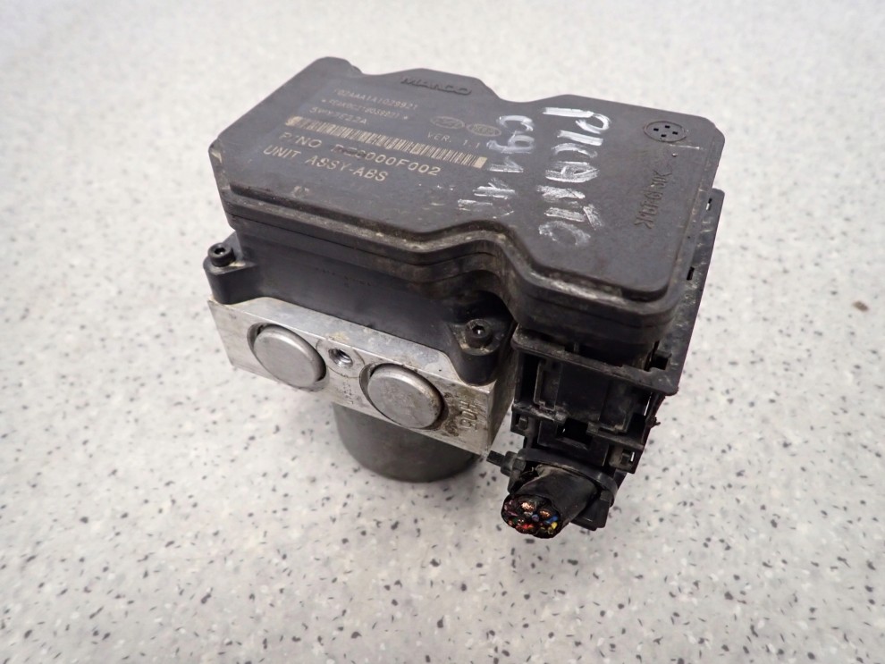 KIA PICANTO 04-10 POMPA ABS ABSU STEROWNIK 1/4