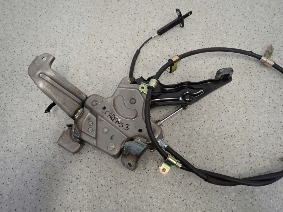 KIA CARENS III 06-11 2.0 CRDI PEDAŁ HAMULCA RĘCZNEGO 6/8