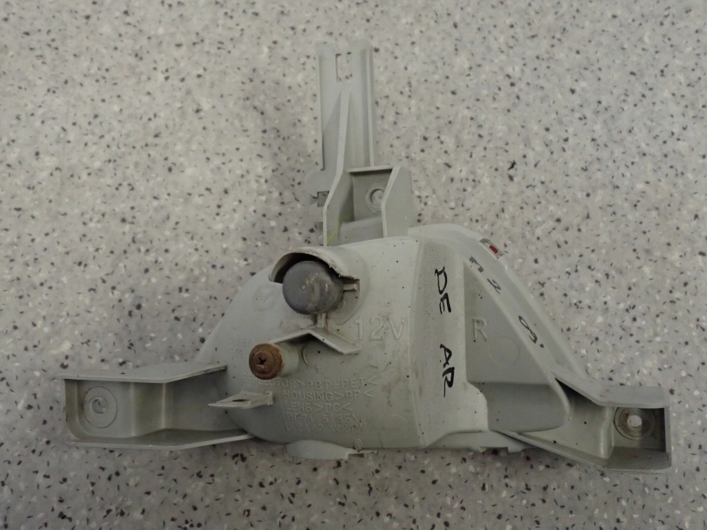 MAZDA2 MAZDA 2 II DE 08- LAMPA PRZECIWMGIELNA TYLNA PRAWA 3/6