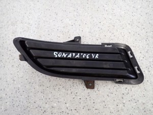 HYUNDAI SONATA V 05-07 ZAŚLEPKA KRATKA HALOGENU PRZEDNIA PRAWA 2/2 MINIATURA