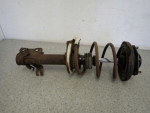 NISSAN ALMERA TINO 1.5 1.8 00-06 AMORTYZATOR PRZEDNI LEWY 1/8 MINIATURA