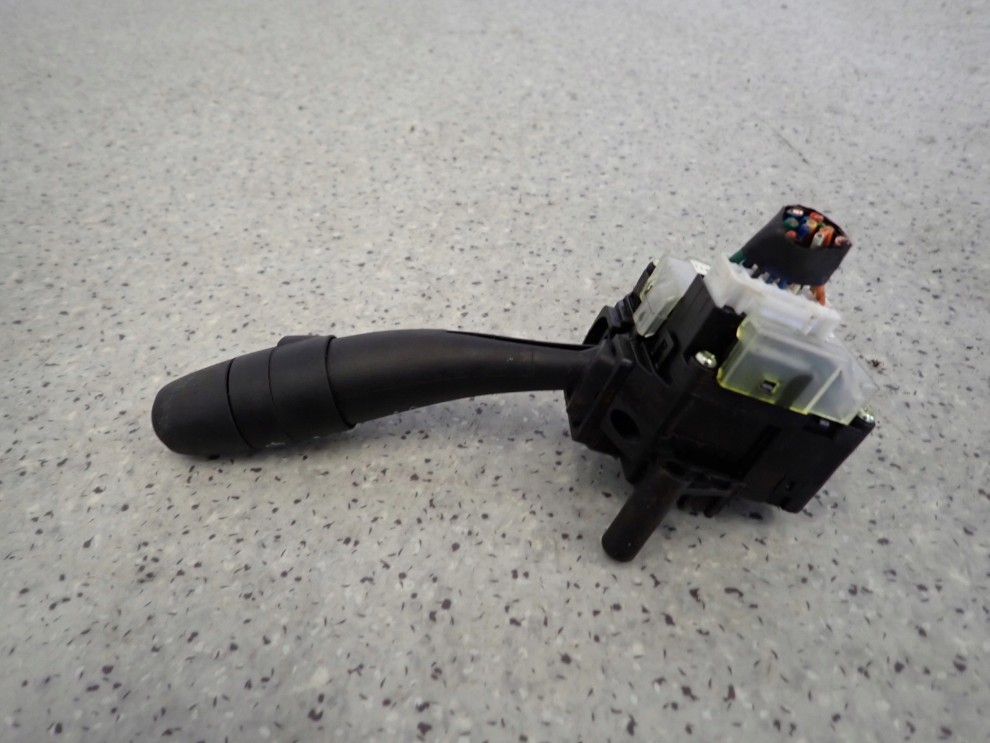 HYUNDAI I30 06-12 PRZEŁĄCZNIK WYCIERACZEK 6/7