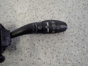 HYUNDAI I30 06-12 PRZEŁĄCZNIK WYCIERACZEK 3/7 MINIATURA