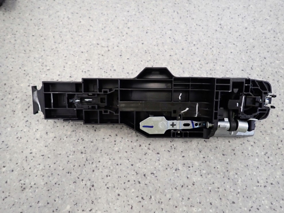 NISSAN MICRA K13 10-16 KLAMKA DRZWI TYLNA LEWA 5/6