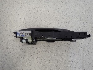 NISSAN MICRA K13 10-16 KLAMKA DRZWI TYLNA LEWA 4/6 MINIATURA