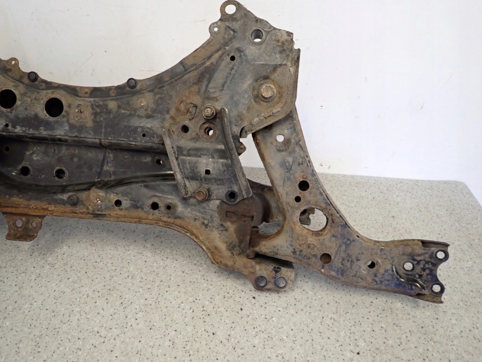 TOYOTA AURIS I 07-12 BELKA ZAWIESZENIA PRZEDNIEGO SANKI 8/14