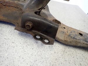 TOYOTA AURIS I 07-12 BELKA ZAWIESZENIA PRZEDNIEGO SANKI 13/14 MINIATURA