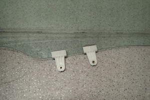 SUZUKI LIANA 01-07 SZYBA DRZWI PRZEDNICH PRAWYCH 3/4 MINIATURA