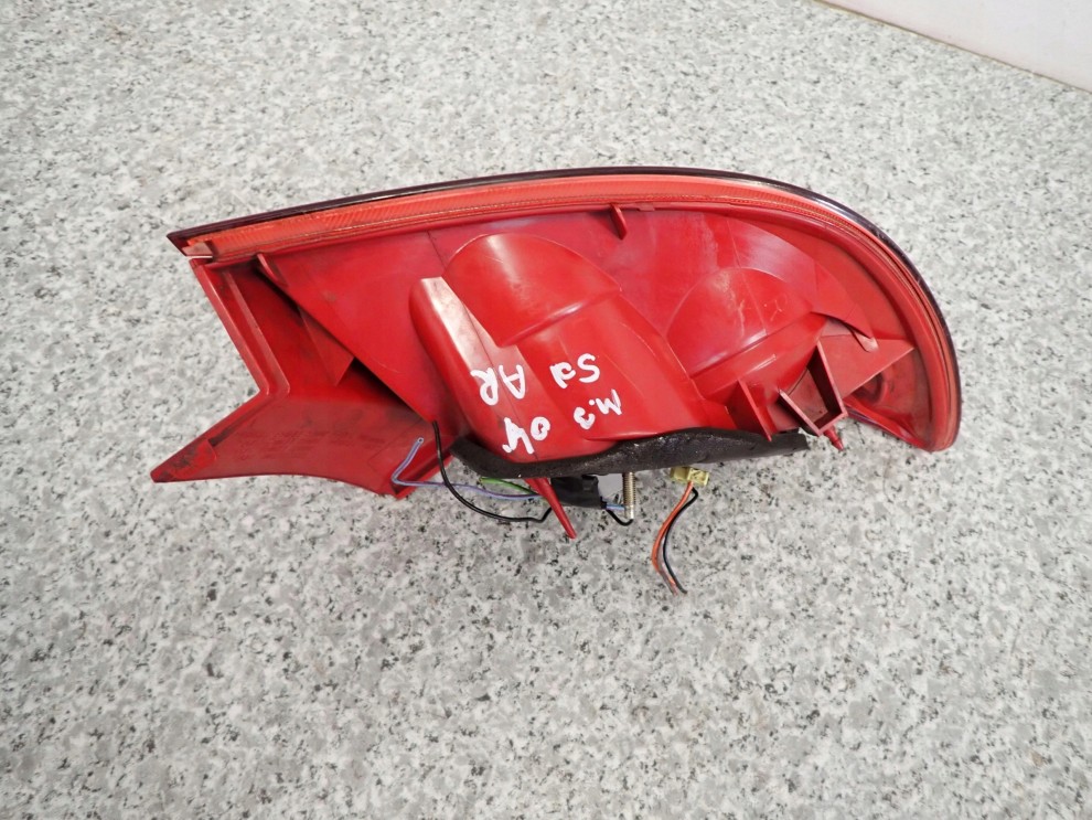 MAZDA 3 BK HB 03-05 LAMPA TYLNA PRAWA ZEWNĘTRZNA 6/6