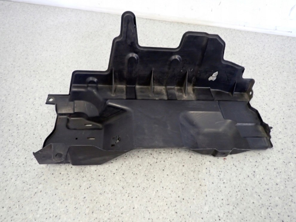 SUZUKI SPLASH 08-14 OSŁONA CHŁODNICY , KIEROWNICA POWIETRZA NA PASIE PRZEDN 6/9