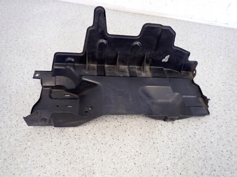 SUZUKI SPLASH 08-14 OSŁONA CHŁODNICY , KIEROWNICA POWIETRZA NA PASIE PRZEDN 7/9