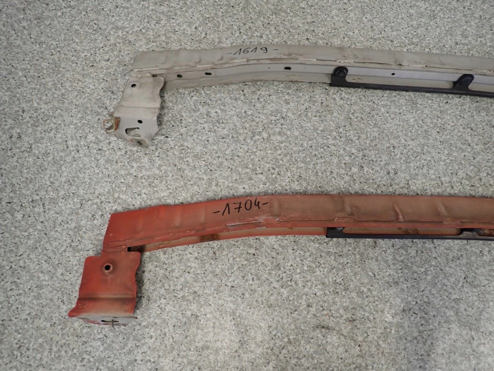 SUZUKI ALTO PIXO 09- BELKA ZDERZAKA PRZÓD DOLNA 3/4