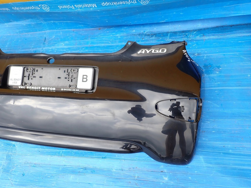 TOYOTA AYGO 06-12 ZDERZAK TYLNY 211 7/11