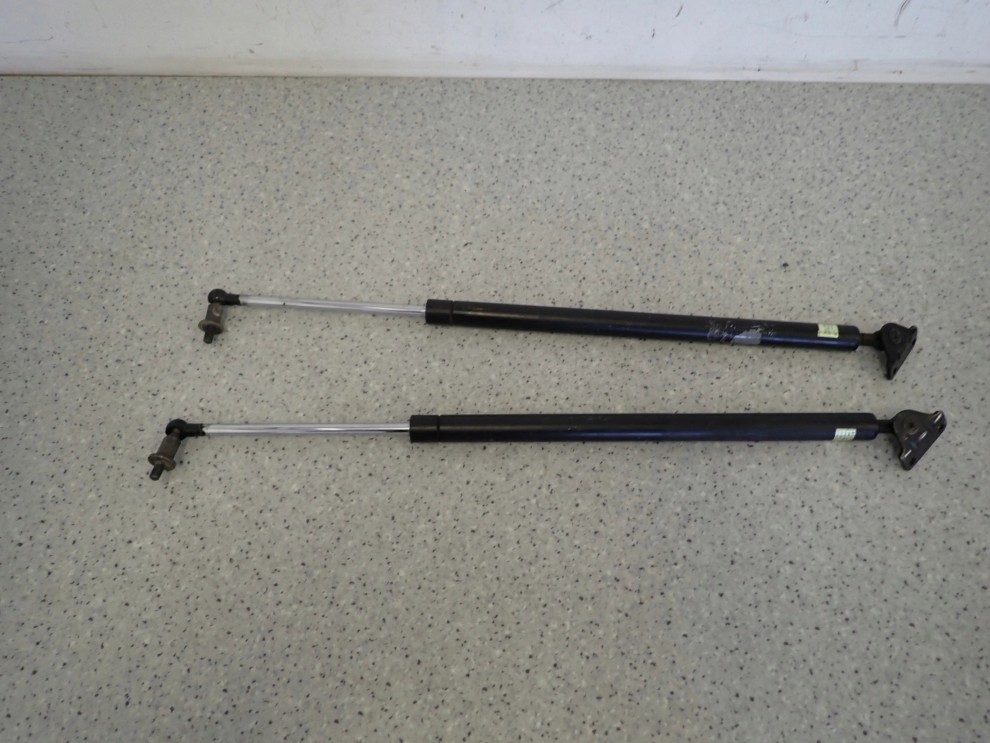 MITSUBISHI GRANDIS 03-11 2.0 SIŁOWNIKI KLAPY BAGAŻNIKA KOMPLET 4/4