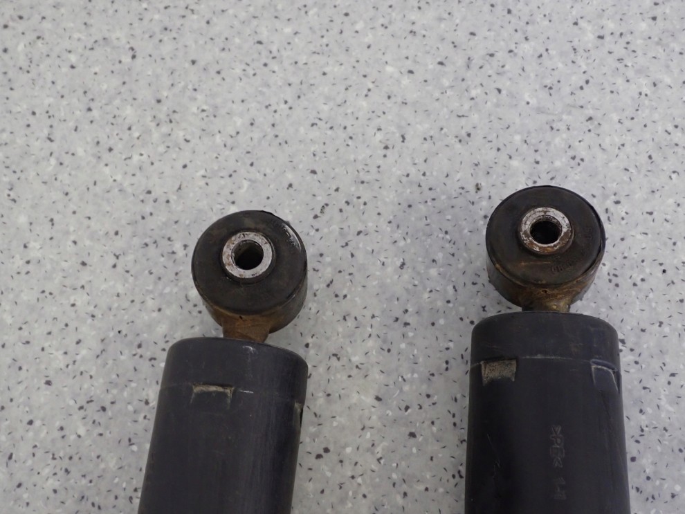 KIA VENGA 09- AMORTYZATOR TYLNY 5/5