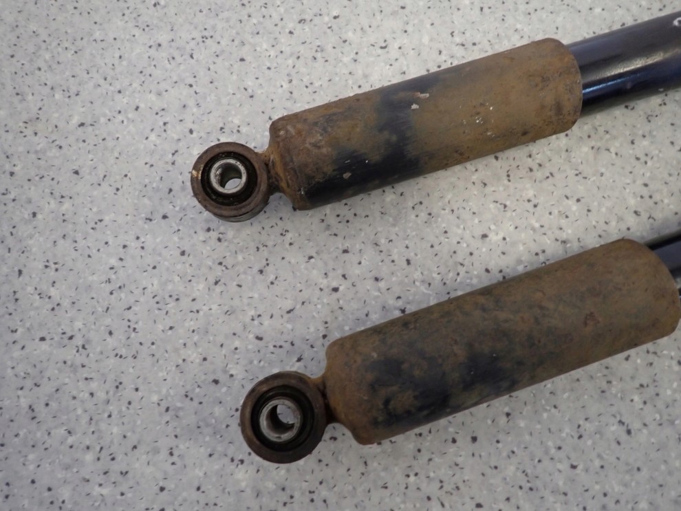 SUZUKI NISSAN PIXO ALTO 09- AMORTYZATOR TYLNY 3/4