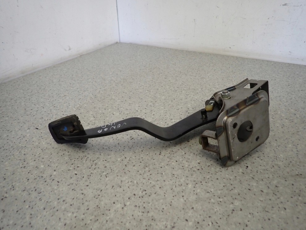 KIA VENGA 09- PEDAŁ HAMULCA 7/7